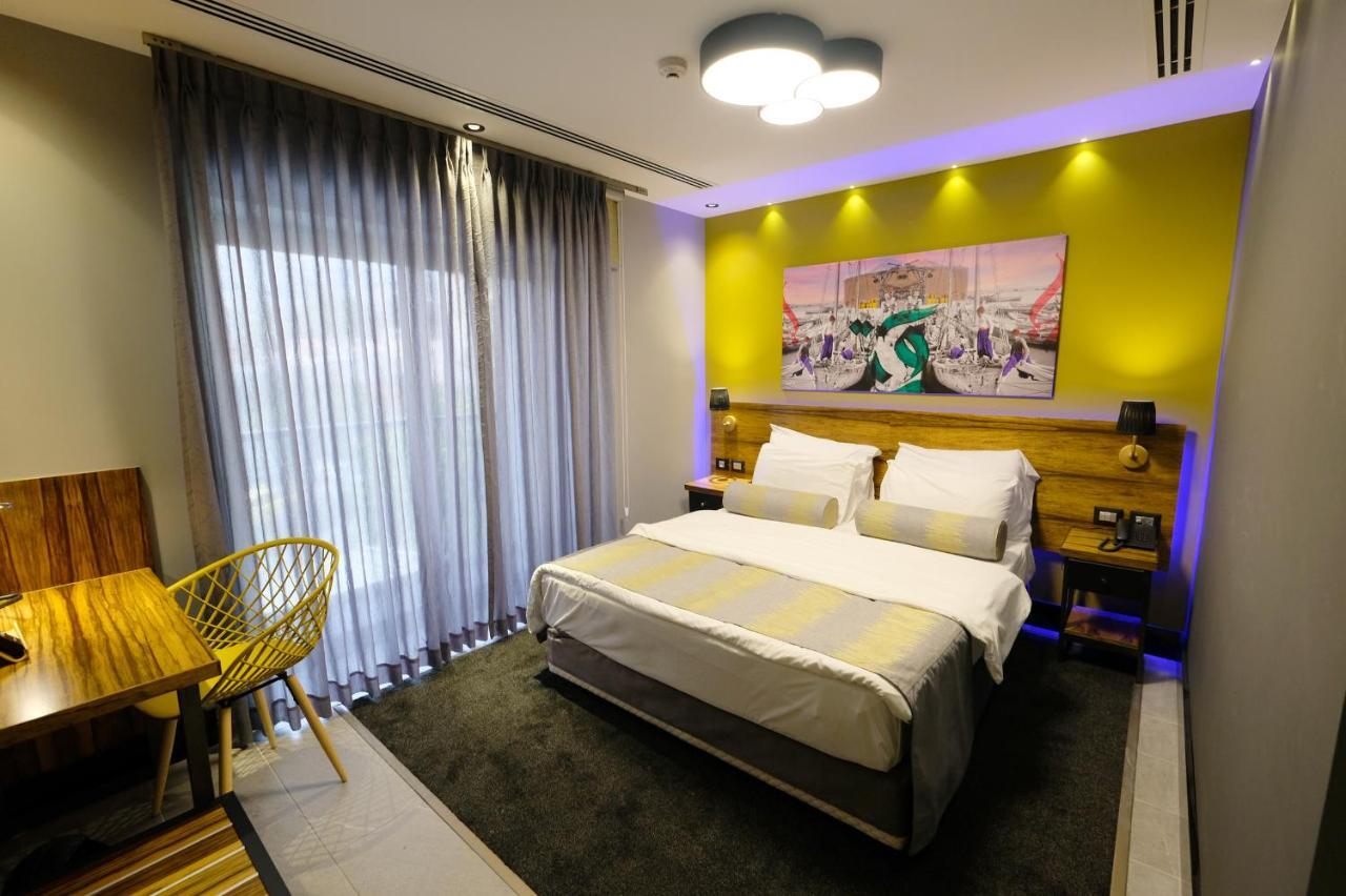 Royal Court Hotel Ramallah Exteriör bild