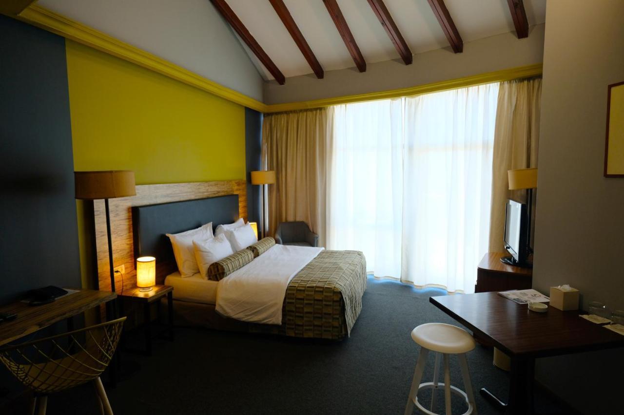 Royal Court Hotel Ramallah Exteriör bild