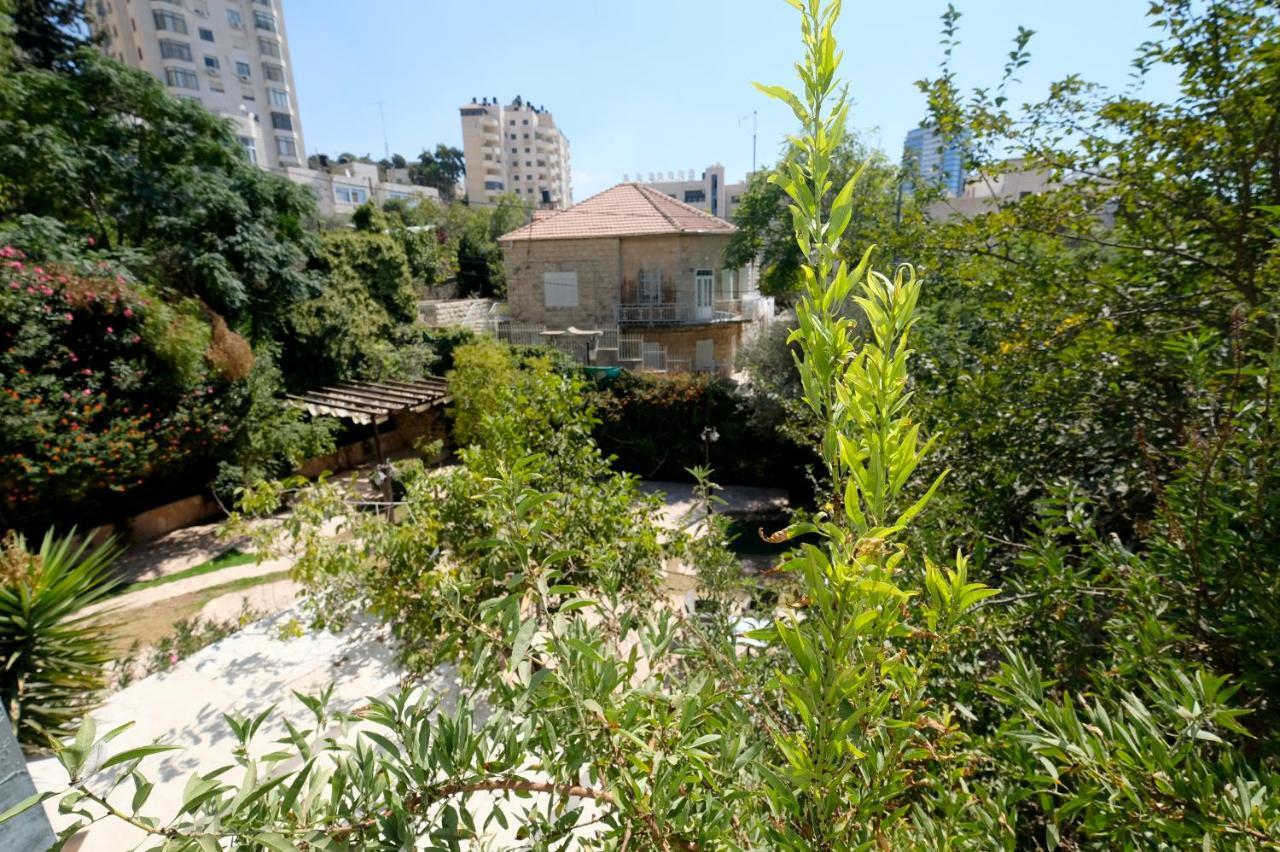Royal Court Hotel Ramallah Exteriör bild