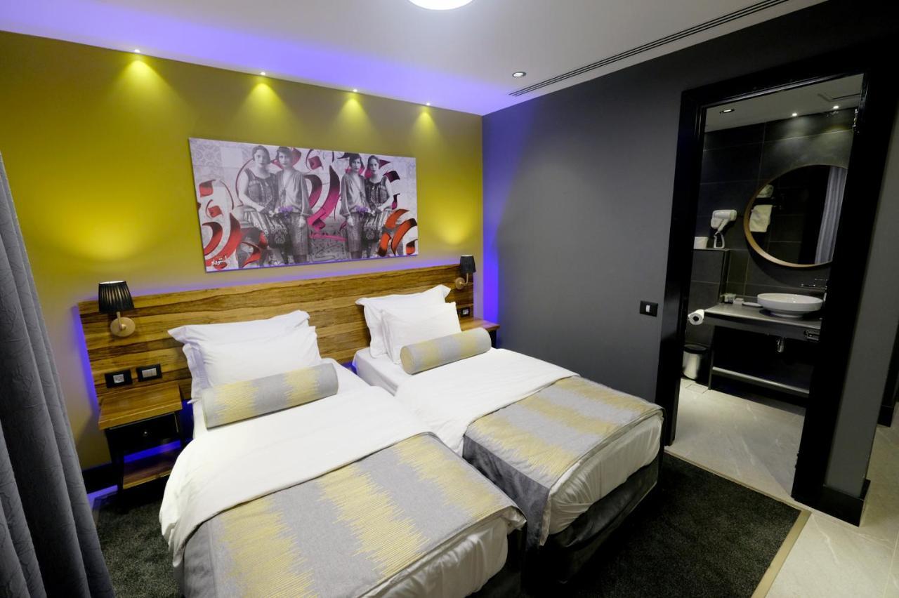 Royal Court Hotel Ramallah Exteriör bild